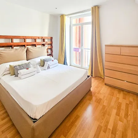 Opera 5 Old Town 4 Pers Wifi Ac Appartement Nice